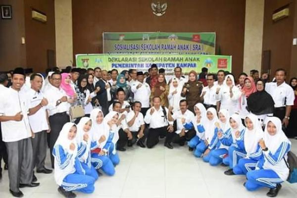    300 Sekolah di Kampar Deklarasikan Sekolah Ramah Anak