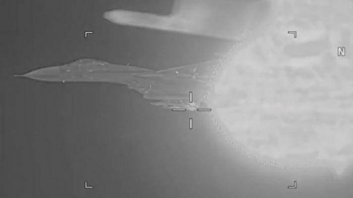 Cegat Pesawat Pengintai AL AS di Laut Hitam, Jet Tempur Rusia Semburkan Api