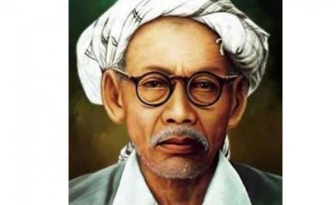 Cucu Kiai Bisri Syansuri:  makam tidak usah dikeramat-keramatkan secara berlebih-lebihan