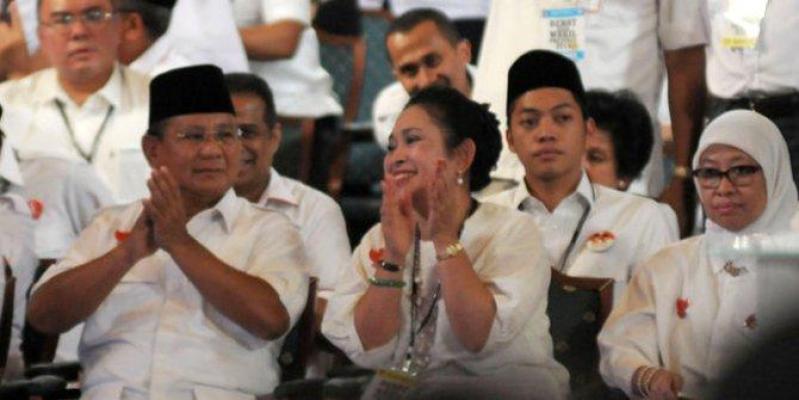 Ini 6 KIsah Cinta Calon Presiden No 02 Prabowo Subianto Dengan Mbak Titiek Soeharto