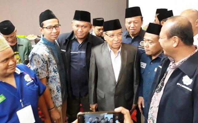 Kiai Said: Kalimat Tauhid bukan Dikibarkan Tapi Dibaca, Gus Rozaq: Juga Jangan Dibakar Lalu Di-Youtube-kan