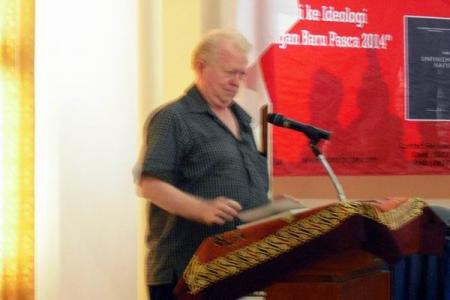 Max Lane: Tak Cukup Andalkan Figur Jokowi Semata