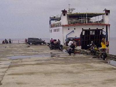 Pelabuhan Kargo Tampa Status Pemkab Tak Serius