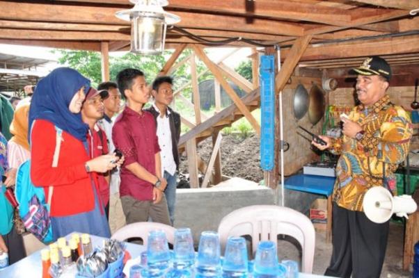 Bupati Kampar Harapkan Mahasiswa Mampu Menerapkan Program RTMPE Untuk Sukses