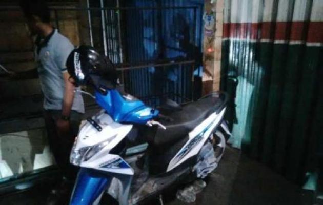 Diduga Ada Politik Uang, di Depan Ruko Anggota DPRD Bengkalis