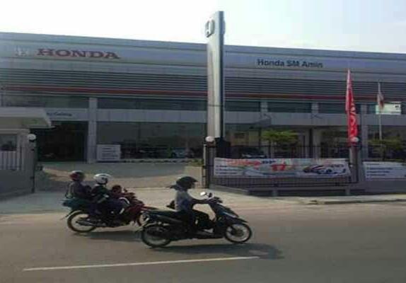 Grand Opening Hari Ini, HSH SM Amin 