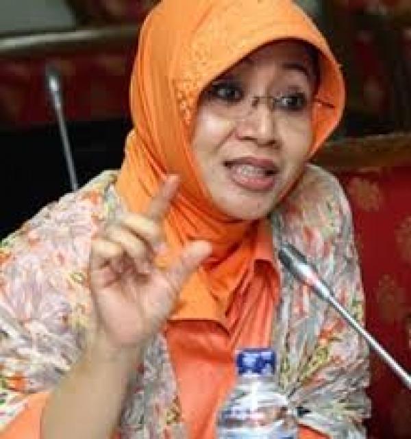 HM Wardan menerima kunjungan anggota DPD RI Intsiawati Ayus