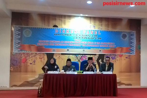 Hadapi MEA, AKRI Dumai Gelar Diskusi Panel