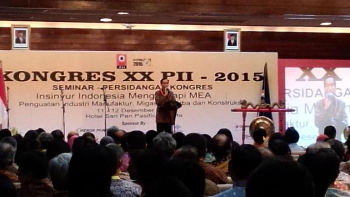 Jokowi Diangkat Jadi Anggota Kehormatan Persatuan Insinyur Indonesia