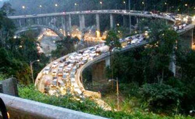 Kelok Sembilan Ramai Dikunjungi, Macet di Sumbar Bisa Ditekan
