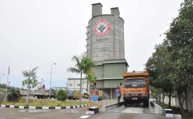 November 2015, Penjualan Semen Padang Tumbuh 11,4%