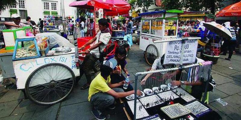 PKL Bisa Dapat Hak Guna Bangunan Selama Lima Tahun