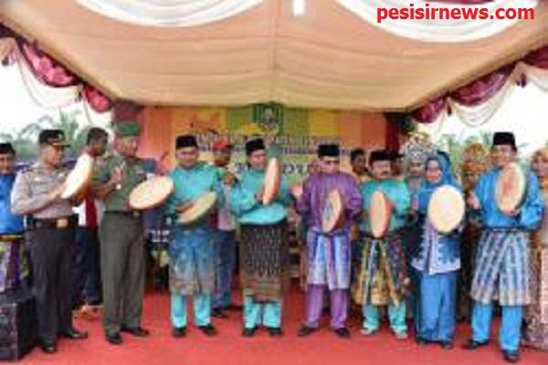 Pemkab Bengkalis Ajak Masyarakat Bukit Batu Bersama Kembangkan Wisata Pantai Tenggayun