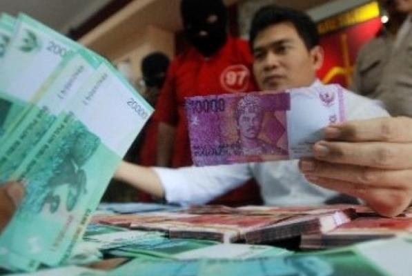 Pengusaha Tahu Menyambi Edarkan Uang Palsu