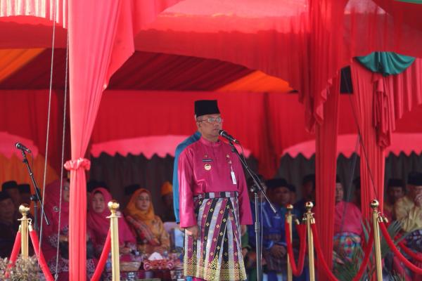 Pj Bupati Meranti Jadi Irup pada Peringatan HUT Kabupaten Meranti Ke-7, Hari Ibu dan Hari Bela Negara  