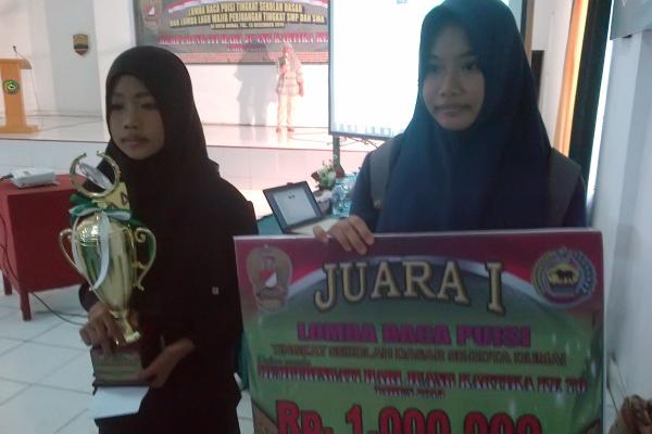 Puisi Tanah Air Mata Juarai Lomba Baca Puisi Hari Juang Kartika ke 70