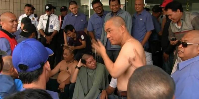 RJ Lino di tetapkan tersangka oleh KPK, Serikat Pekerja JICT Lakukan Aksi Gundul