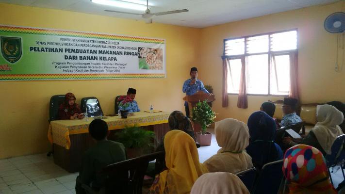Tingkatkan Skill UKM, Disperindag Inhil Adakan Pelatihan Buat Kue Ringan