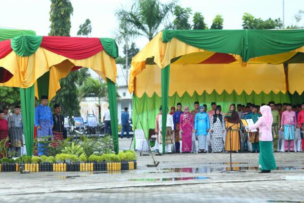 Jadi Irup Upacara, Bupati Irwan Ajak Segenap Masyarakat Bersatu Padu Bangun Meranti