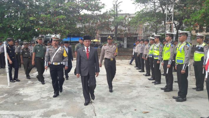 Pimpin Apel Gelar Pasukan Lilin Siak 2016, Bupati Wardan Harapkan Keadaan Tetap Kondusif