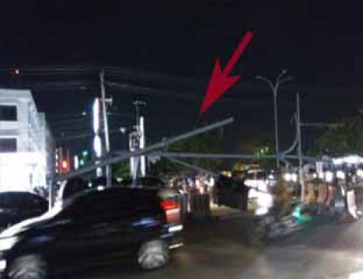 Tiang Trafick Light Simpang Tabek Gadang Panam Patah, DPRD Minta Segera Perbaiki  