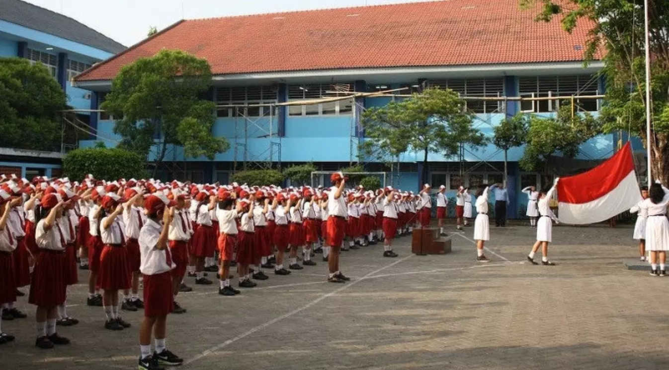 Larang Siswa Upacara Bendera, Izin Sekolah Terancam Dicabut