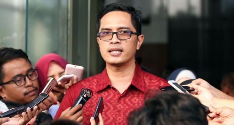 Mantan Istri Setya Novanto Ketahuan Datangi KPK Lalu Ngacir, Ada Apa Ini?
