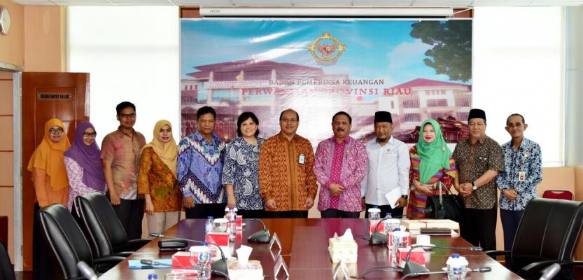 PEMDA INHIL TERIMA LHP KINERJA EFETIVITAS PEMDA DALAM PEMENUHAN KEBUTUHAN GURU TA 2015,2016 & 2017 (SMT 1)