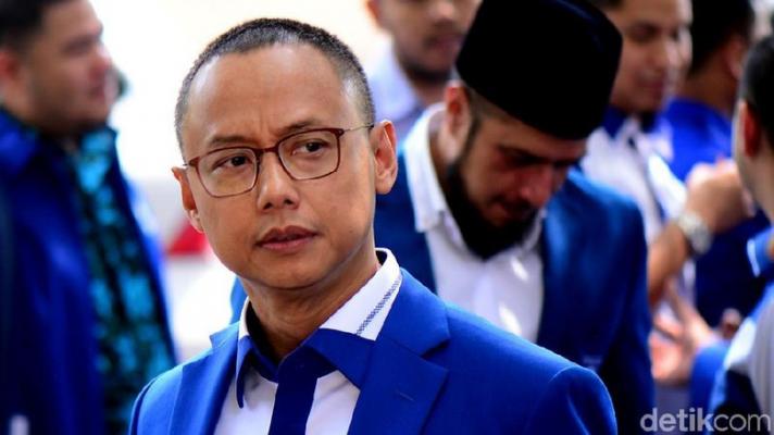 Ridwan Kamil Dicerai Golkar, PAN: Deddy Mulyadi yang Dapat Manfaat