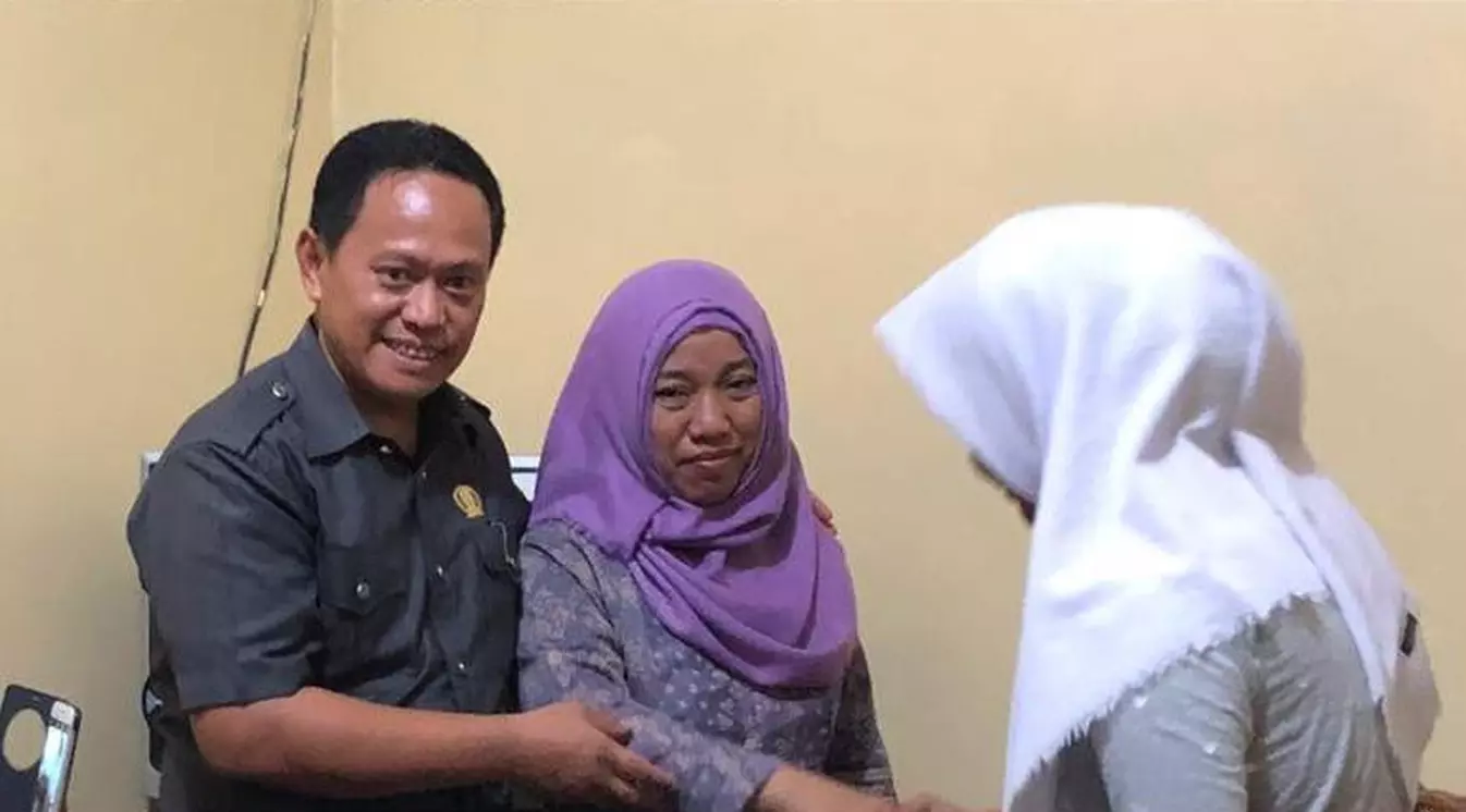 Siswi Korban Cubitan Guru Dikeluarkan dari Sekolah