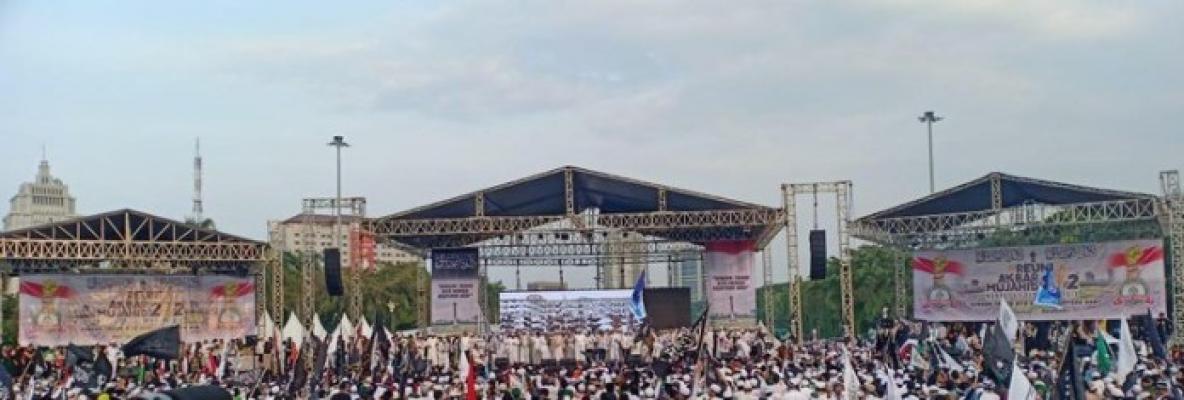 Lantunan Takbir Jutaan Massa Reuni 212 Sambut Kedatangan Prabowo Subianto