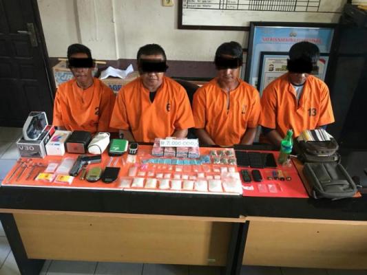 Satres Narkoba Polres Inhil Berhasi Membekuk 4 Pelaku Tindak Pidana Narkoba Dan ini  Barang Buktinya