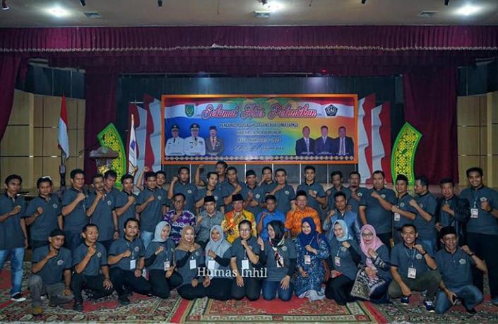 Bupati Inhil Lantik Pengurus Asosiasi Pedagang Kaki Lima (APKL) Kabupaten Indragiri Hilir