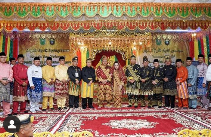 Bupati Inhil HM Wardan Hadiri Tepuk Tepung Tawar Komjen. Pol. Dr. Gatot Eddy Pramono