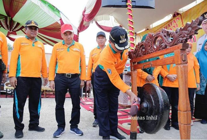 Menakar Penderita Stunting, Bupati HM.Wardan Laksanakan "Gerakan Satu Hati"Secara serentak.