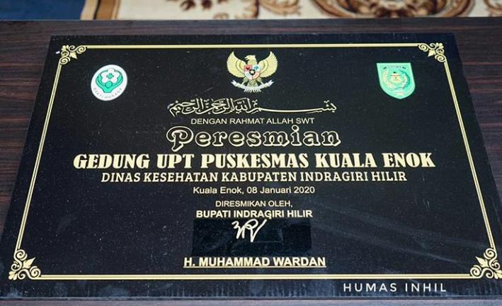 Bupati Indragiri Hilir HM Wardan meresmikan pusat kesehatan masyarakat(puskesmas) Tanah Merah.