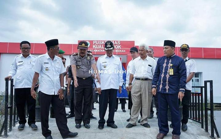 Bupati Indragiri Hilir HM Wardan meresmikan pusat kesehatan masyarakat(puskesmas) Tanah Merah.