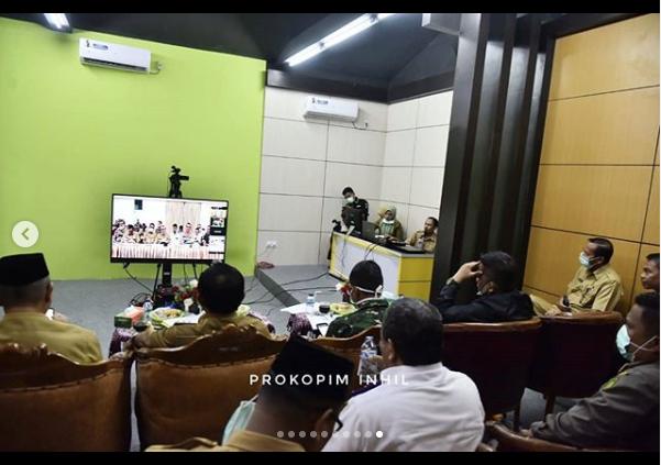 Bupati HM Wardan Video Comference Dengan Gubernur Riau Tentang Penanganan Virus Corona Di Inhil