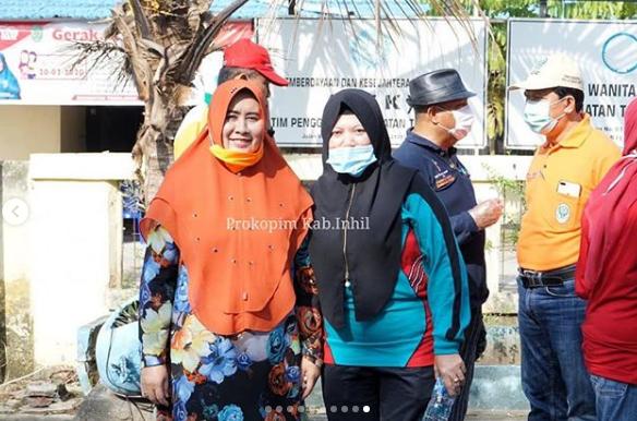 Tim Gugus Tugas Pencegahan Covid 19 Yang Di Pimpin HM Wardan Laksanakan Penyemprotan Disinfektan