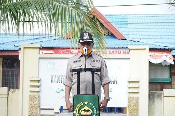 Tim Gugus Tugas Pencegahan Covid 19 Yang Di Pimpin HM Wardan Laksanakan Penyemprotan Disinfektan
