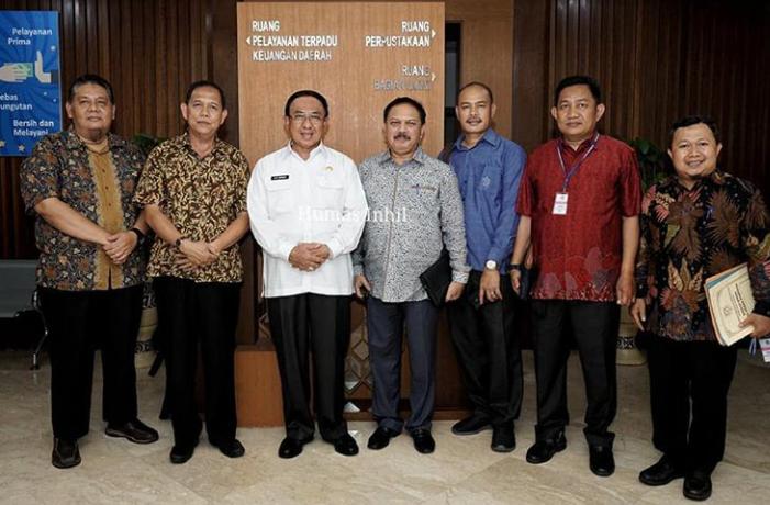 Bupati HM Wardan Kunjungi Kementerian Keuangan Soal Tunda Bayar