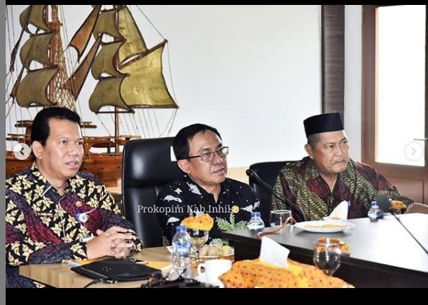 Antisipasi Penyebaran Covid-19 di Kab. Inhil, Bupati HM.Wardan Pantau Setiap Kecamatan Melalui Video Conference. 