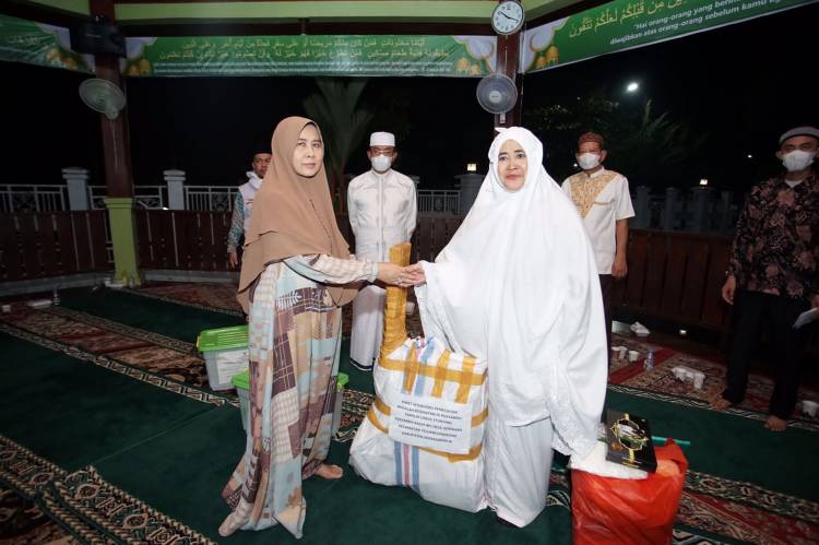 Jalan dan Status Lahan Jadi Pembahasan Safari Ramadan Malam ke-13 di Kediaman Bupati Inhil