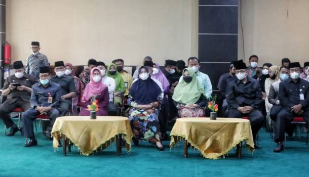Bupati HM. Wardan Melantik Secara Langsung Lima Pimpinan Baznas Inhil Periode 2022-2027