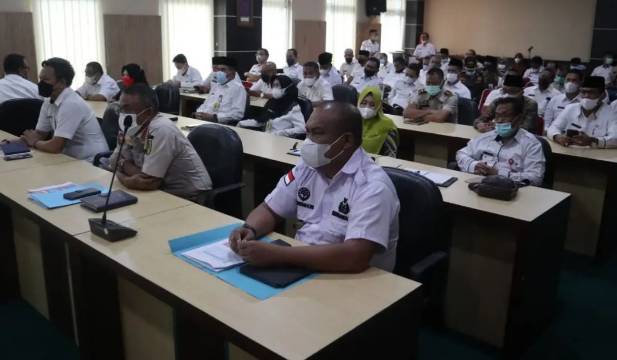 Bupati HM.Wardan Pimpin Rapat Menghadapi Bulan Ramadan dan Peringatan Hari Raya Idul Fitri 1444 H