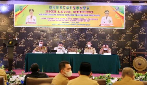 Ketua TPID Inhil H. Syamsuddin Uti Hadiri Rapat High Level Meeting TPID Provinsi Riau TH 2022