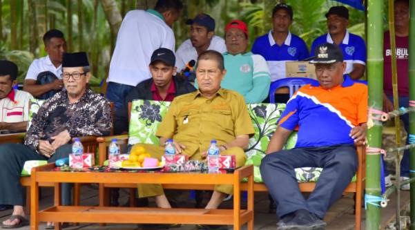 64 Tim Berlaga dalam Turnament Sepak Bola SU CUP Tahun 2022 yang Dibuka Wabup Inhil H. Syamsuddin Uti