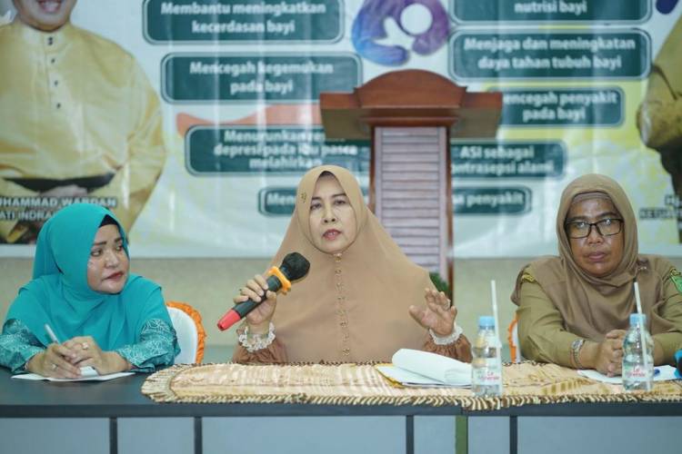 Hj. Zulaikhah Wardan Berikan Edukasi Pentingnya ASI Eksklusif pada Pelatihan Penanggulangan Stunting