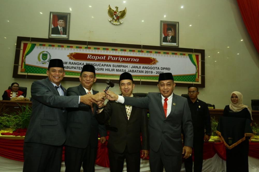 Pelantikan dan Pengambilan Sumpah Jabatan 45 Anggota DPRD Inhil Priode 2019-2024