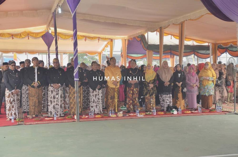 Bupati Indrgiri Hilir HM Wardan Hadiri Grebek Suro dan Kirab Budaya
